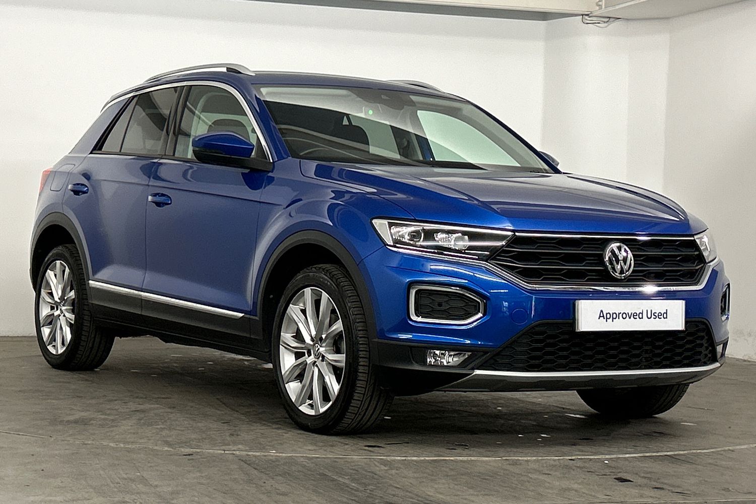 Main listing image - Volkswagen T-Roc