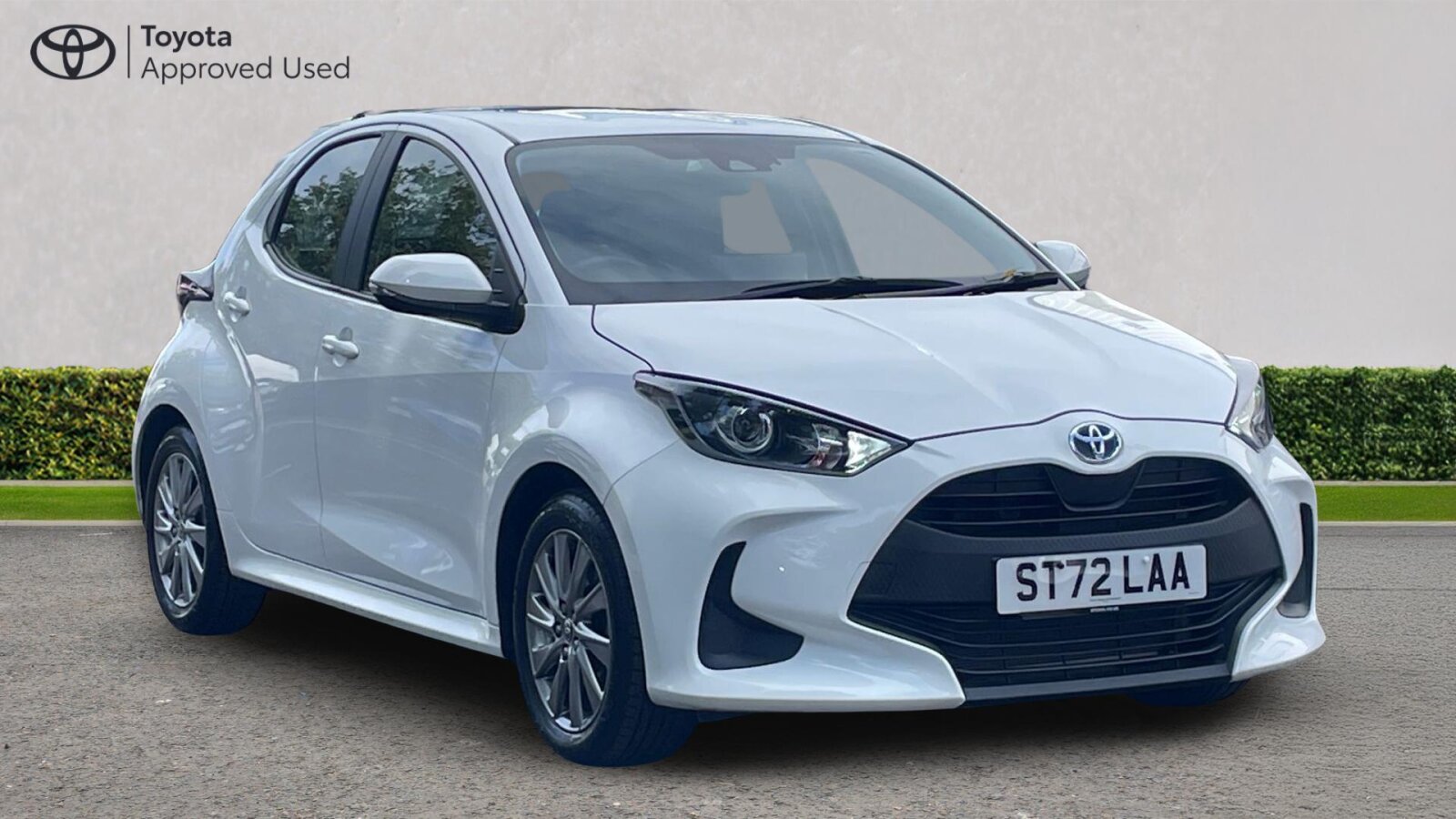 Main listing image - Toyota Yaris