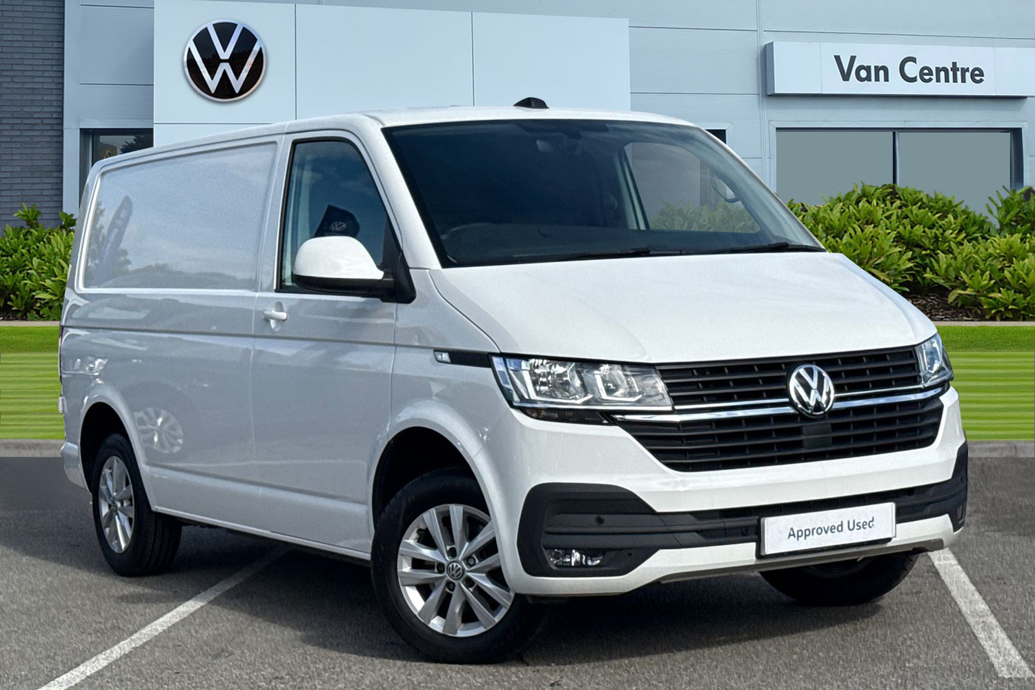 Main listing image - Volkswagen Transporter