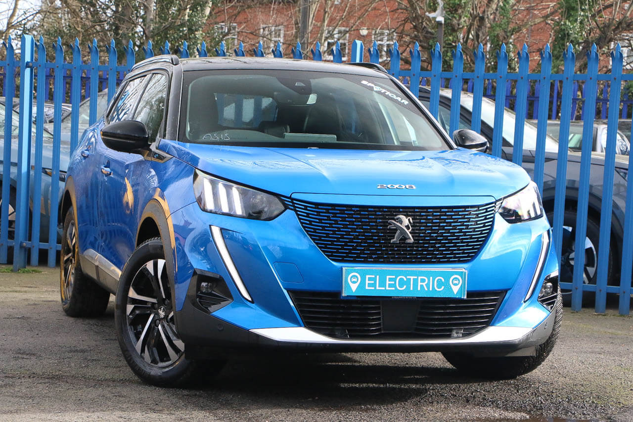 Main listing image - Peugeot e-2008