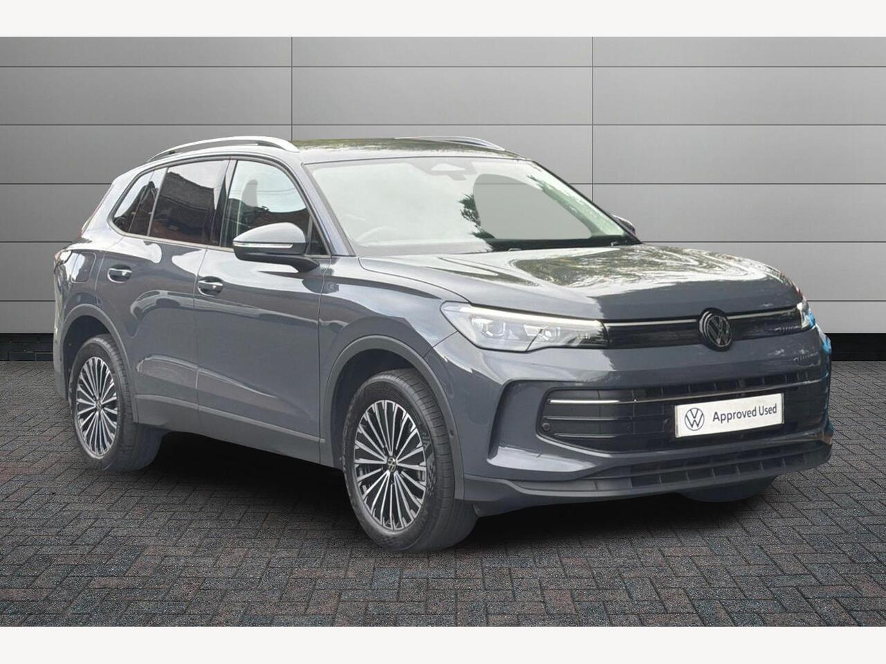 Main listing image - Volkswagen Tiguan