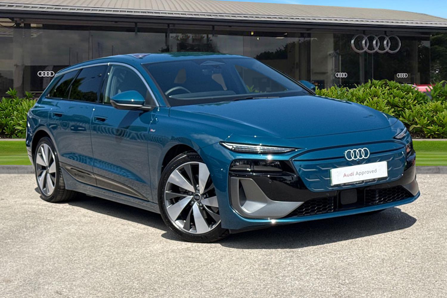 Main listing image - Audi A6
