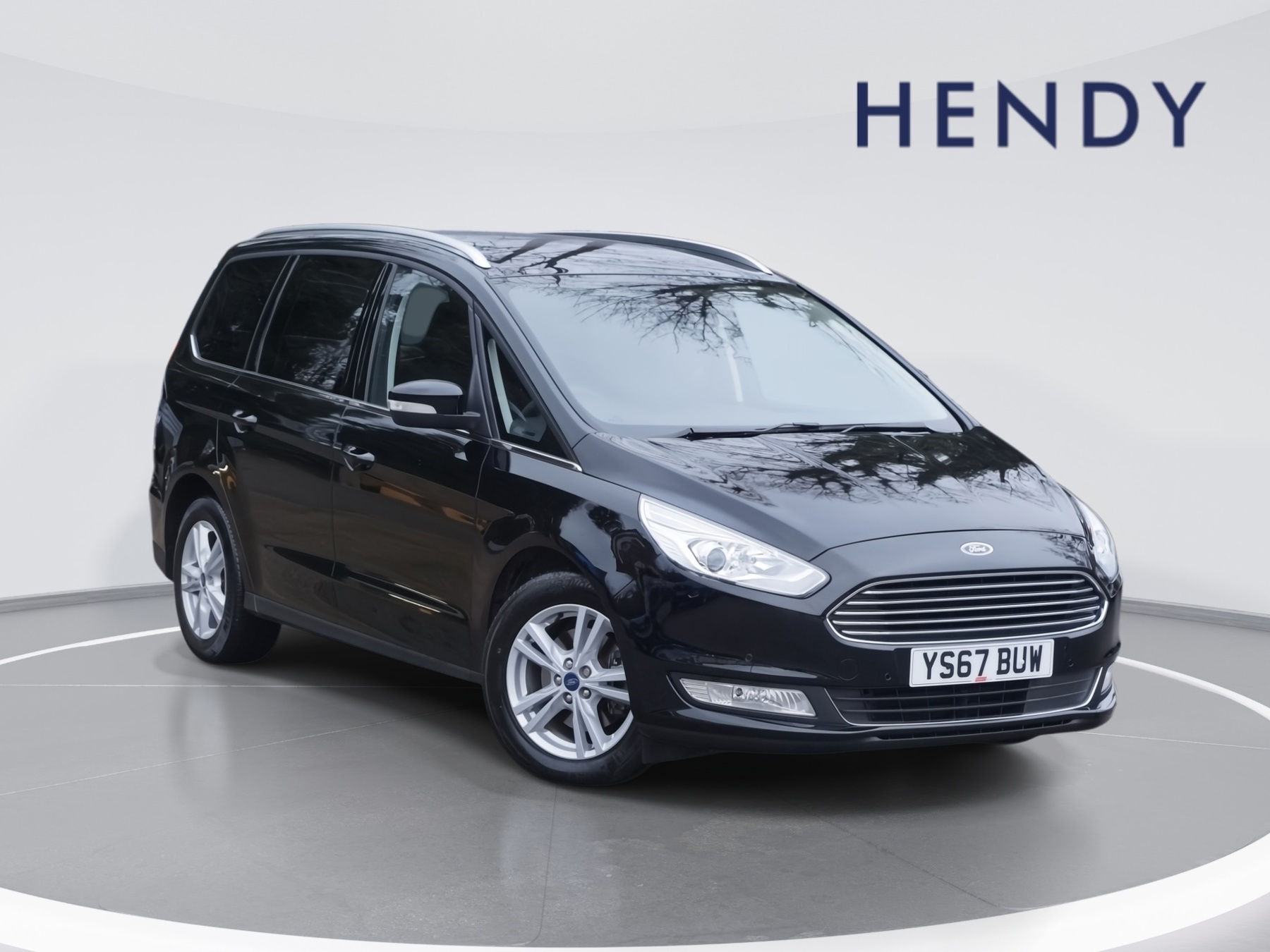 Main listing image - Ford Galaxy