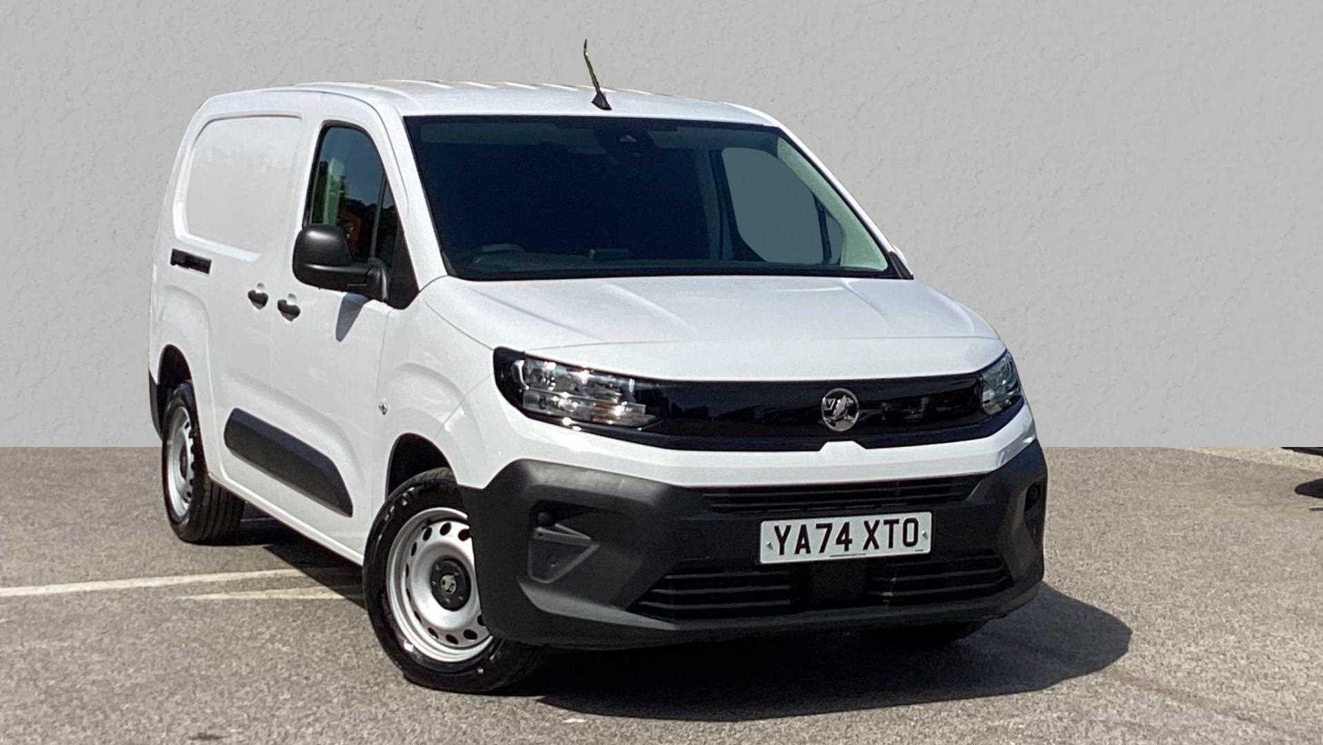 Main listing image - Vauxhall Combo Cargo