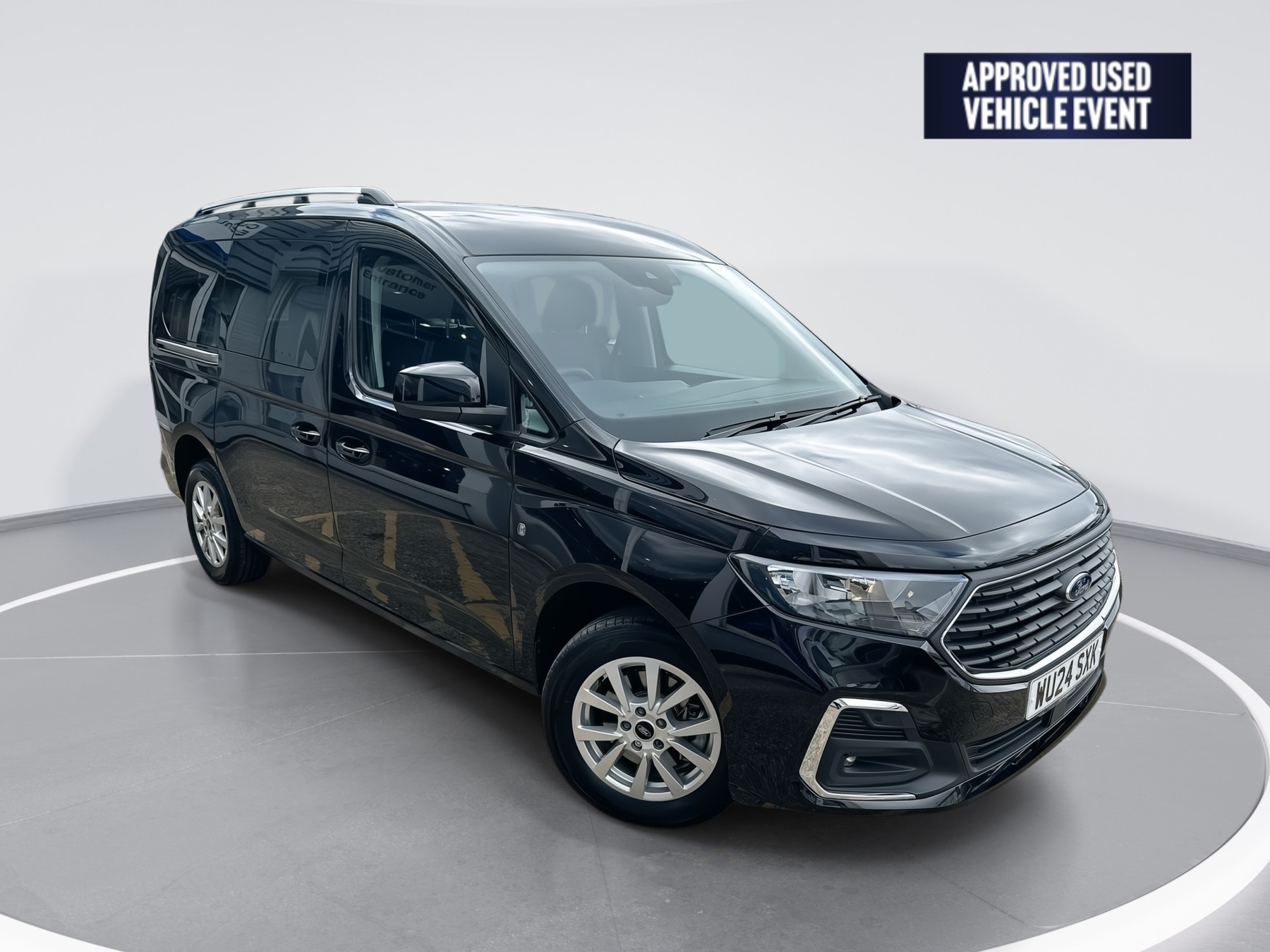 Main listing image - Ford Grand Tourneo Connect