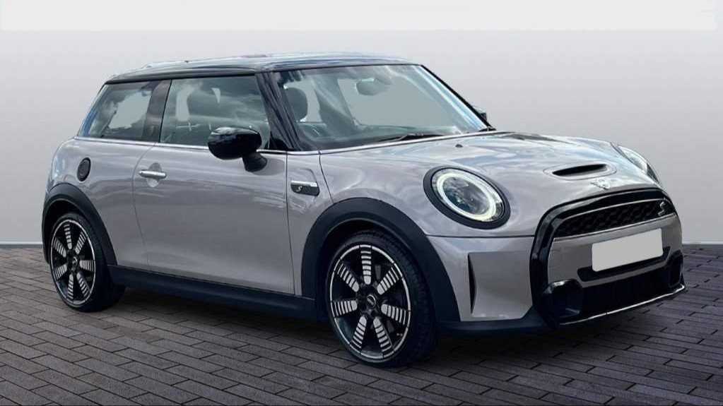 Main listing image - MINI Hatchback 5dr