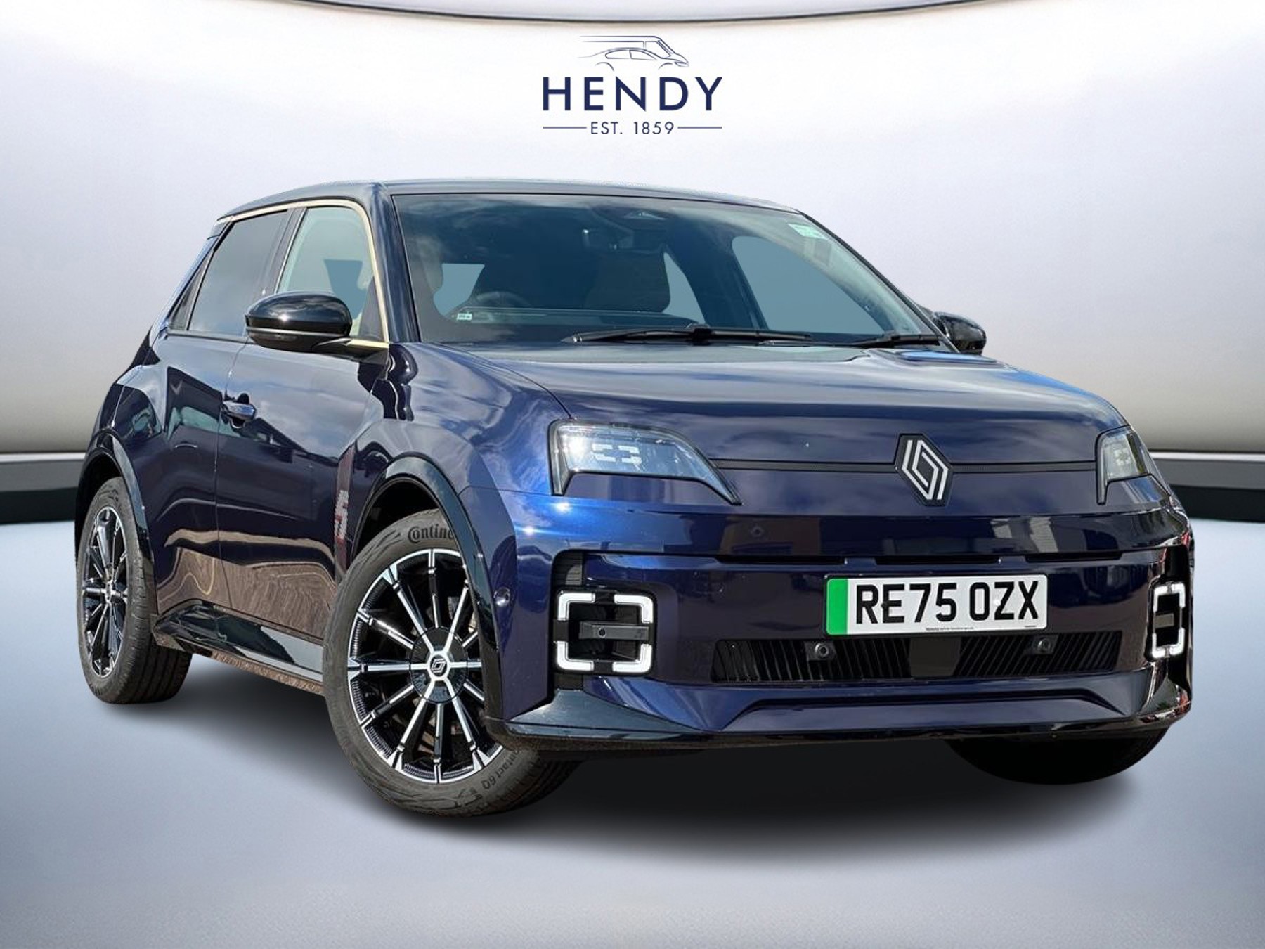Main listing image - Renault 5