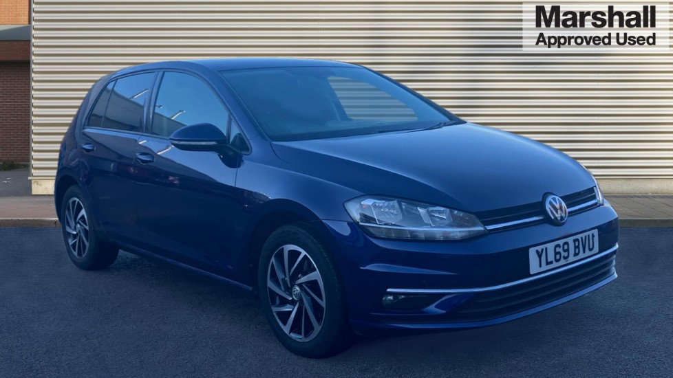 Main listing image - Volkswagen Golf