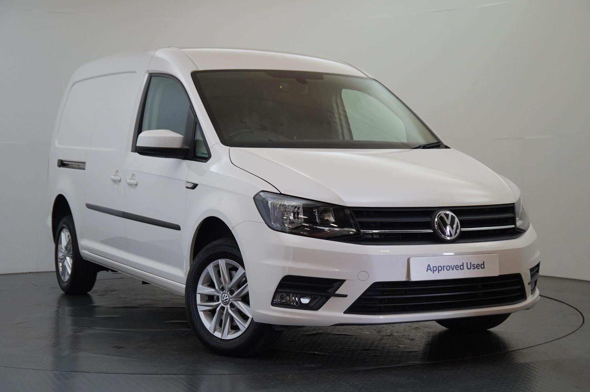 Main listing image - Volkswagen Caddy Maxi