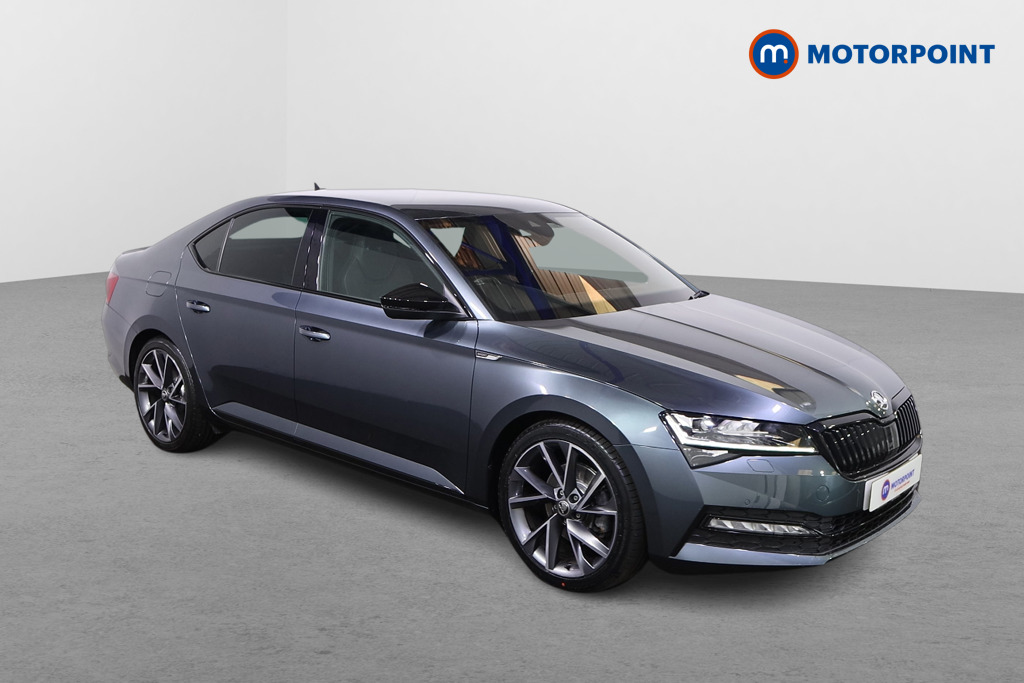 Main listing image - Skoda Superb