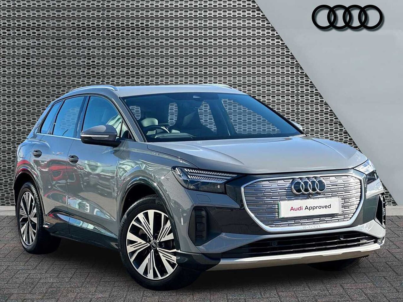Main listing image - Audi Q4