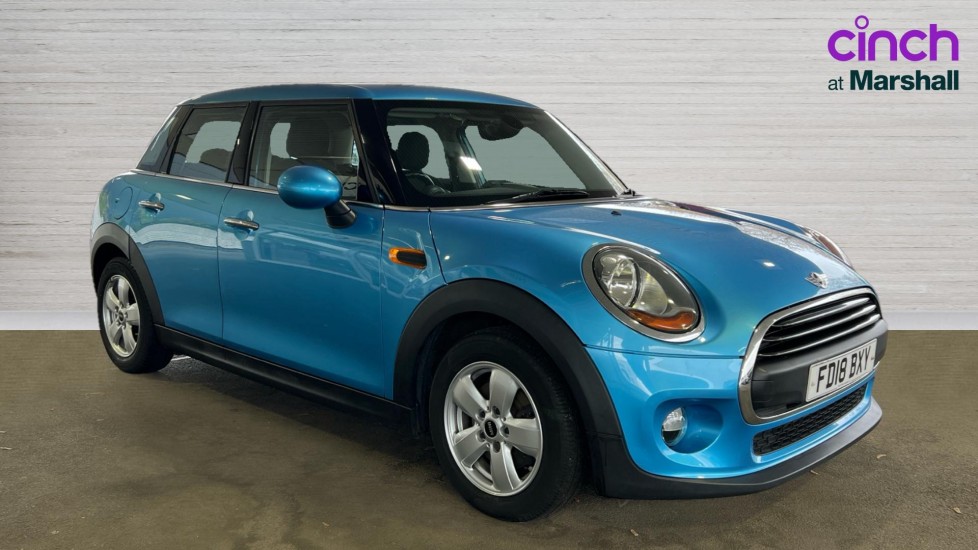 Main listing image - MINI Hatchback 5dr