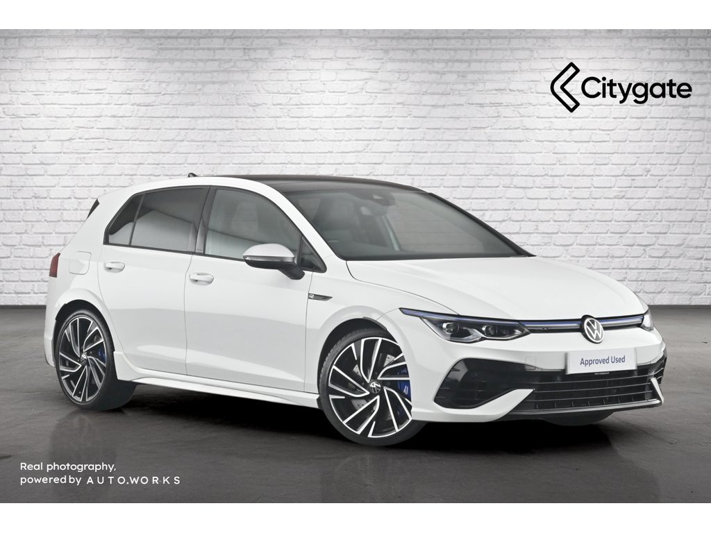 Main listing image - Volkswagen Golf