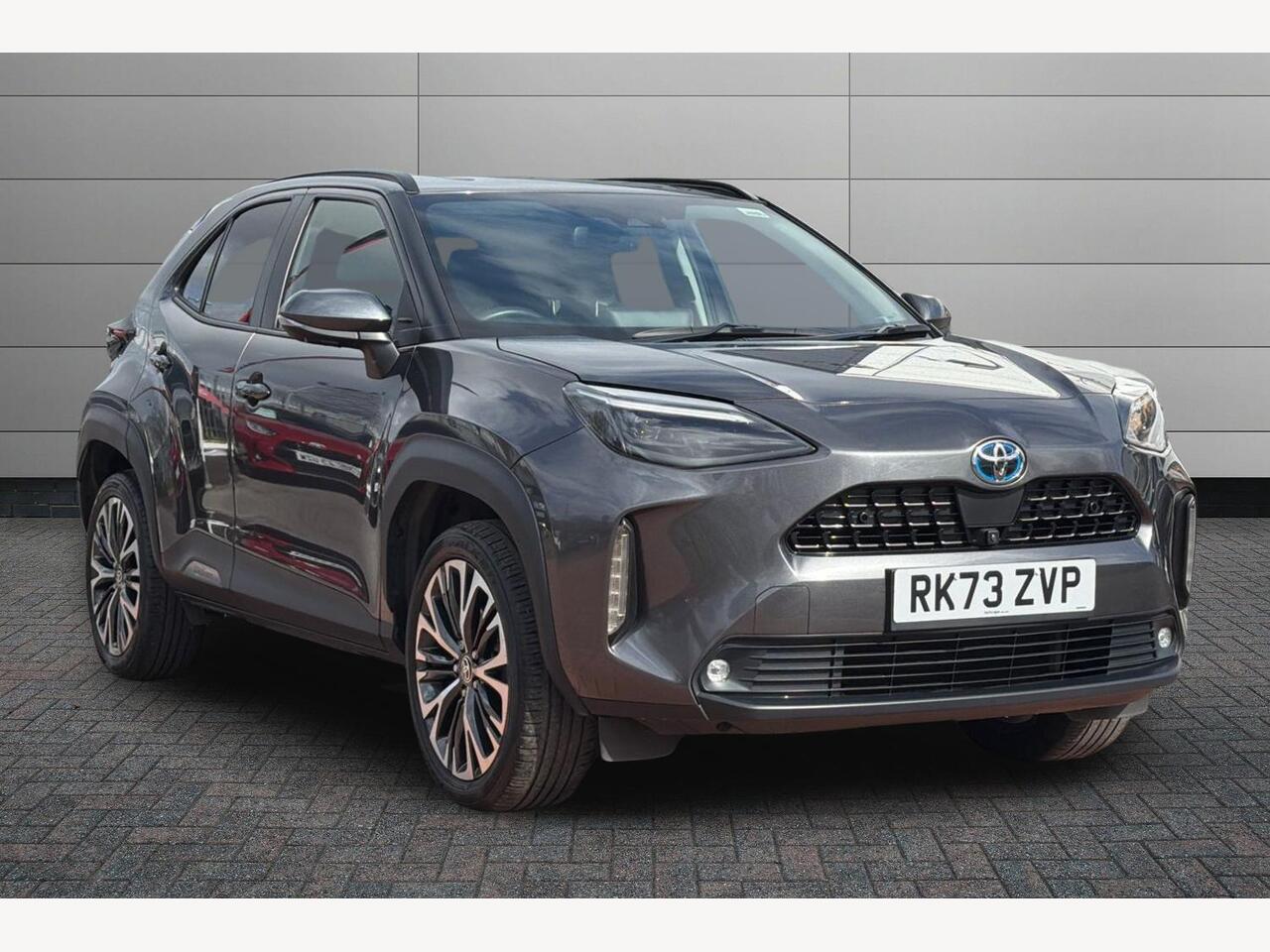 Main listing image - Toyota Yaris Cross