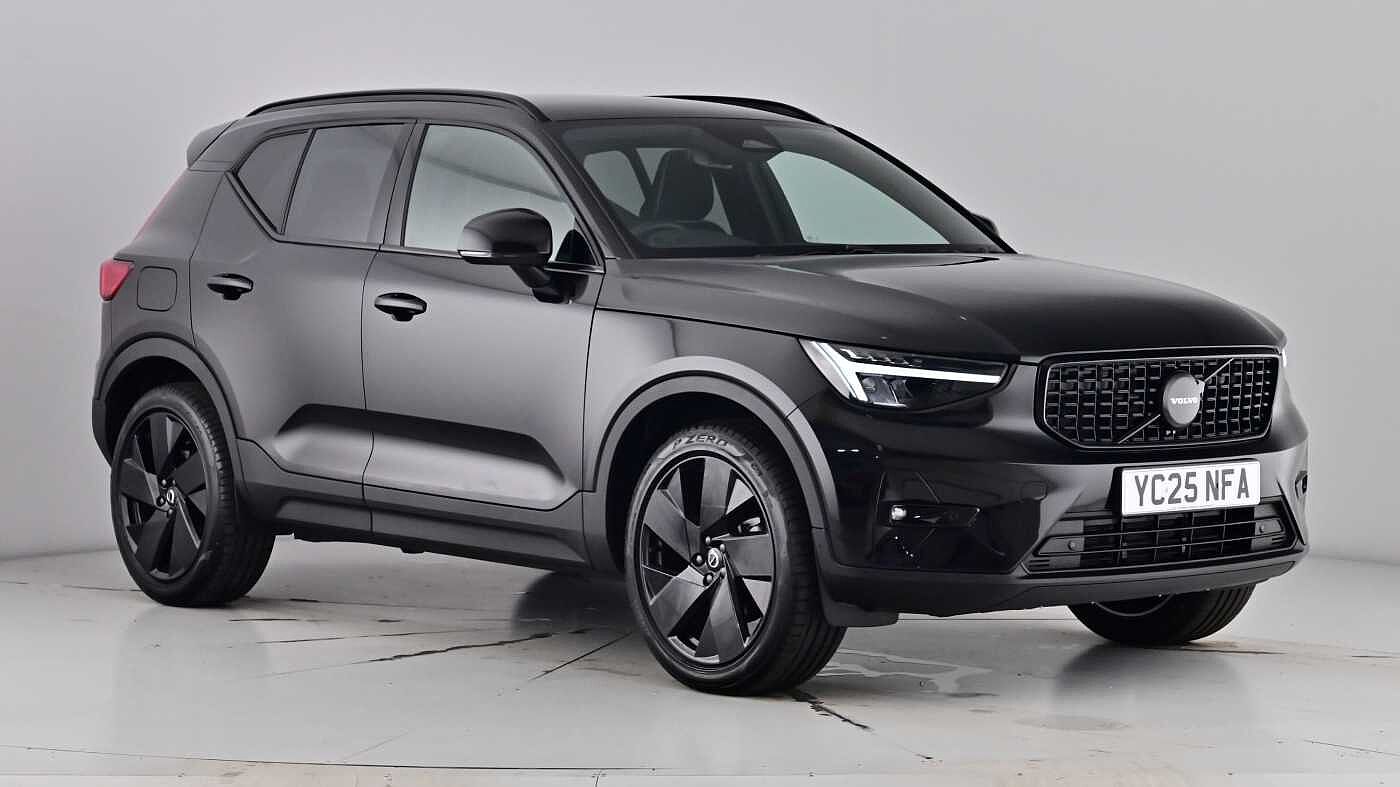 Main listing image - Volvo XC40