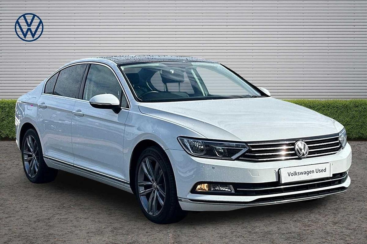 Main listing image - Volkswagen Passat