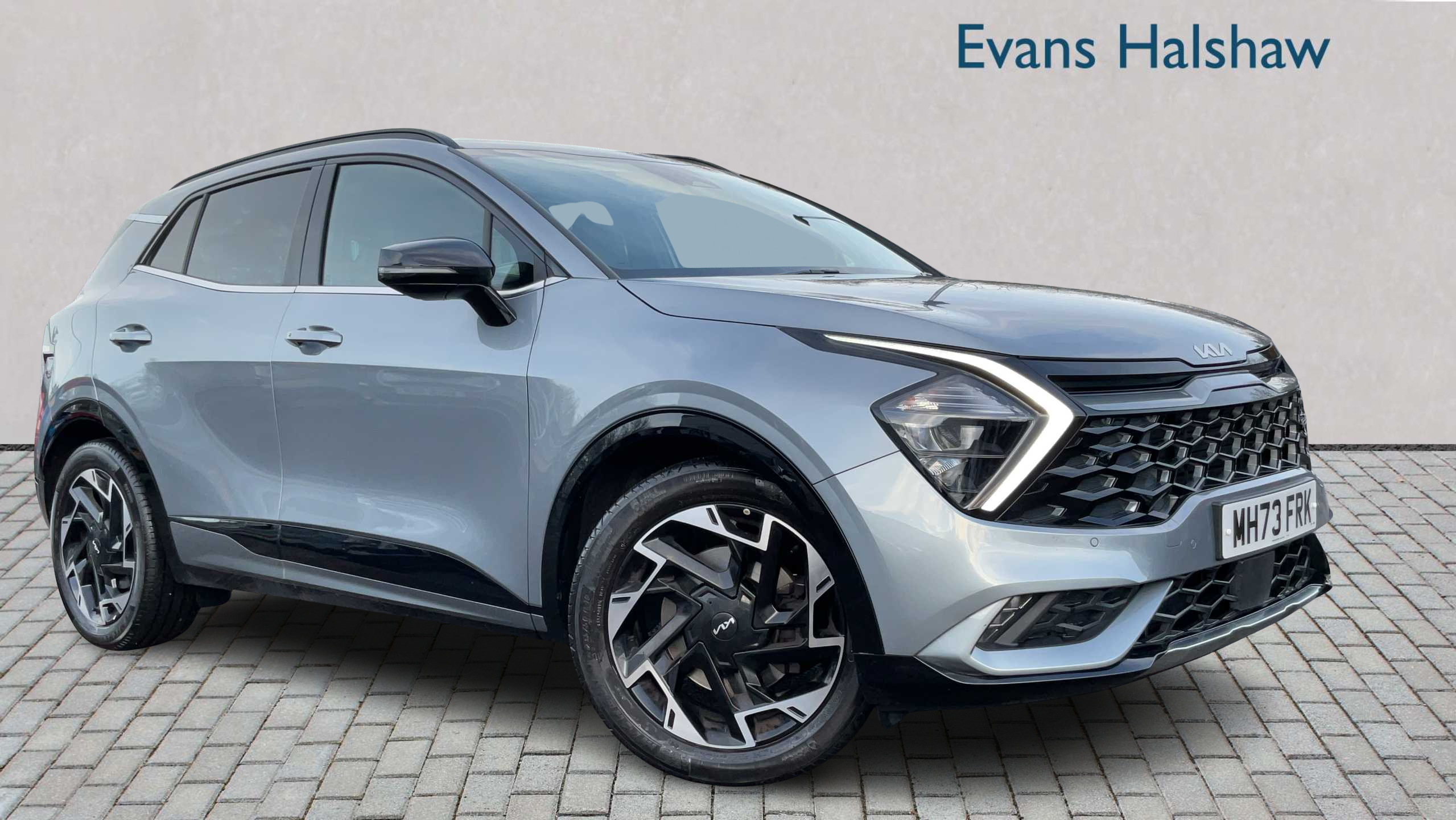 Main listing image - Kia Sportage