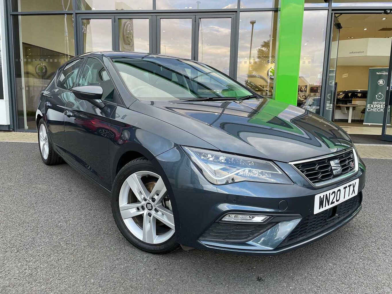 Main listing image - SEAT Leon