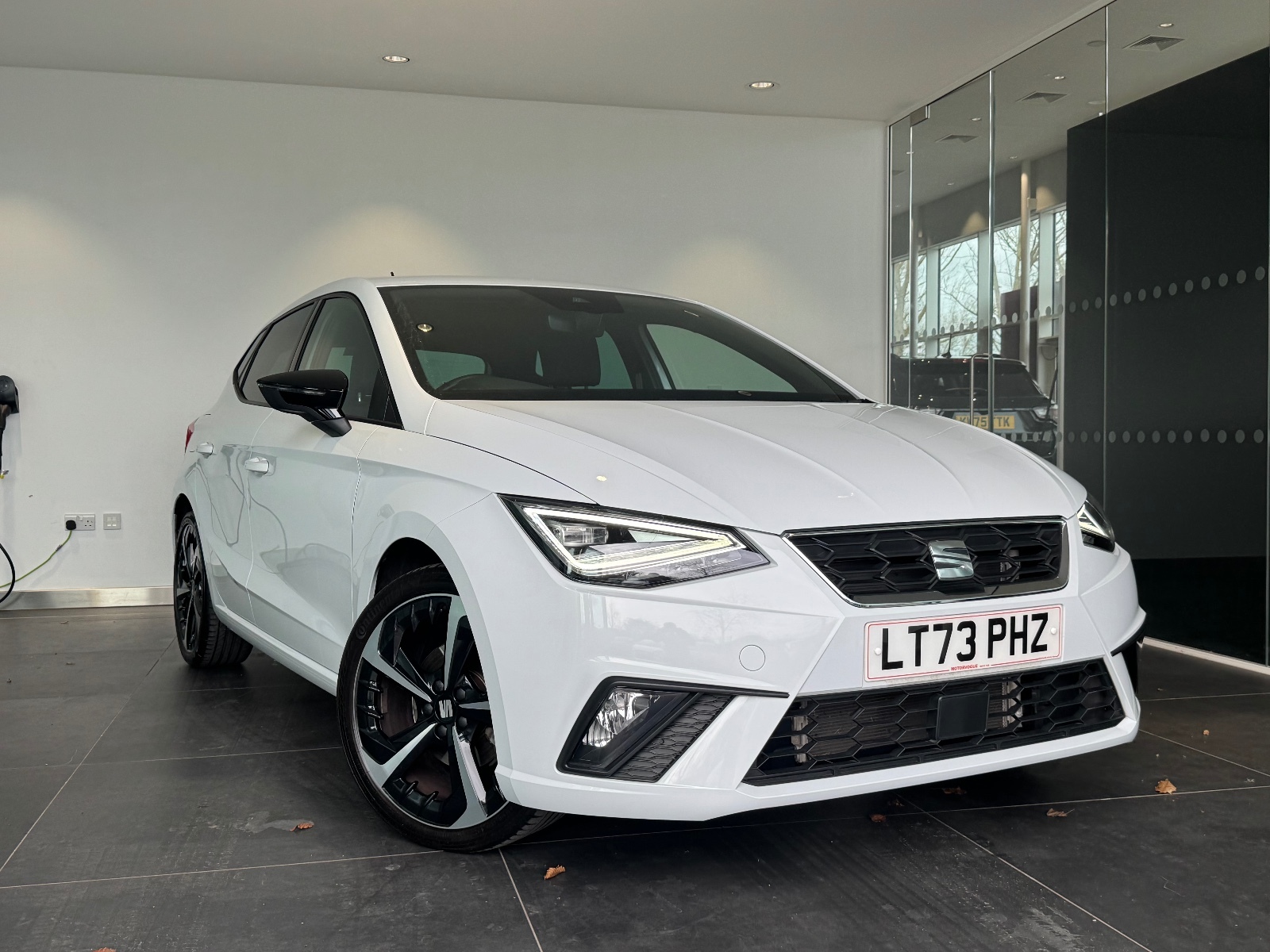 Main listing image - SEAT Ibiza