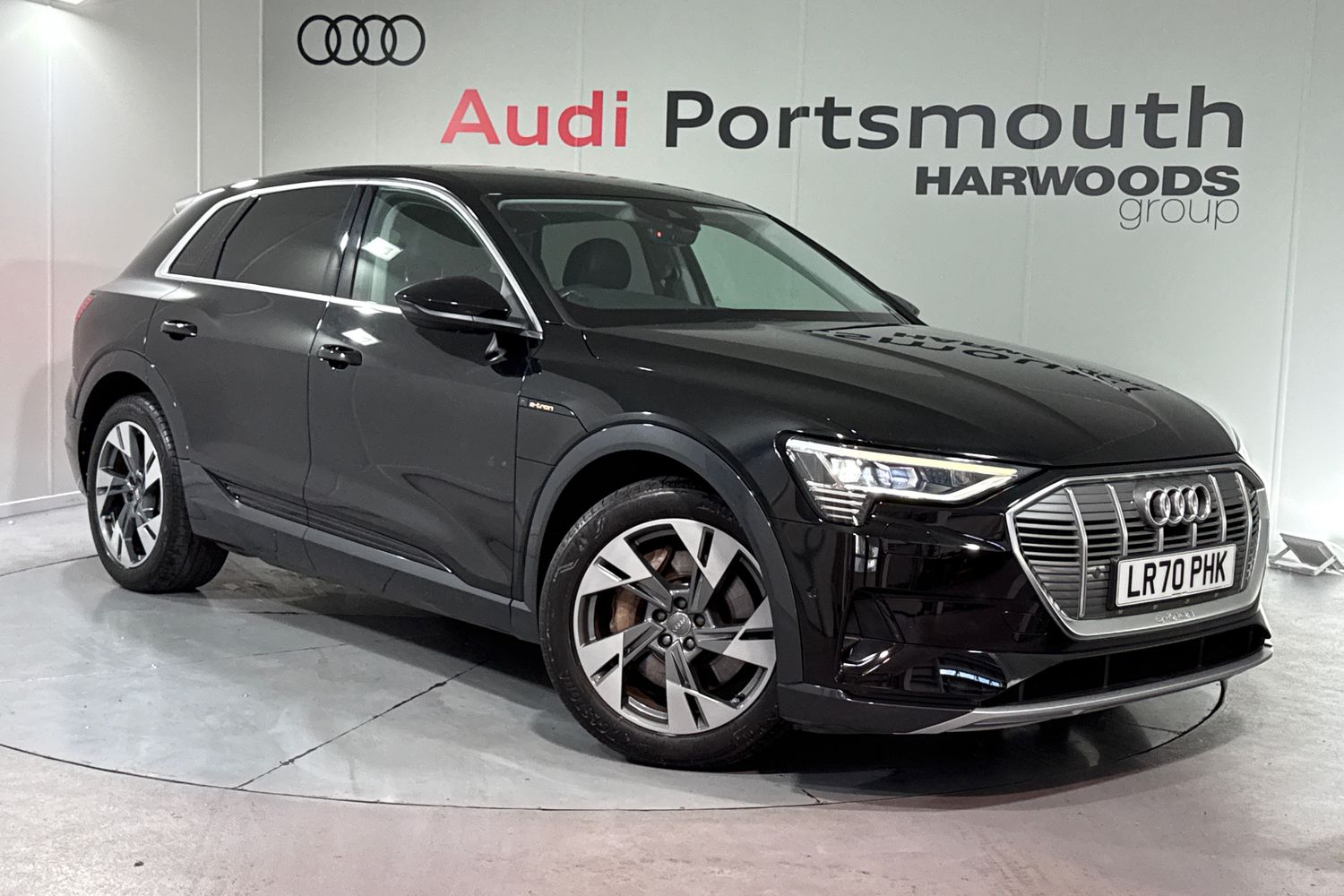 Main listing image - Audi e-tron