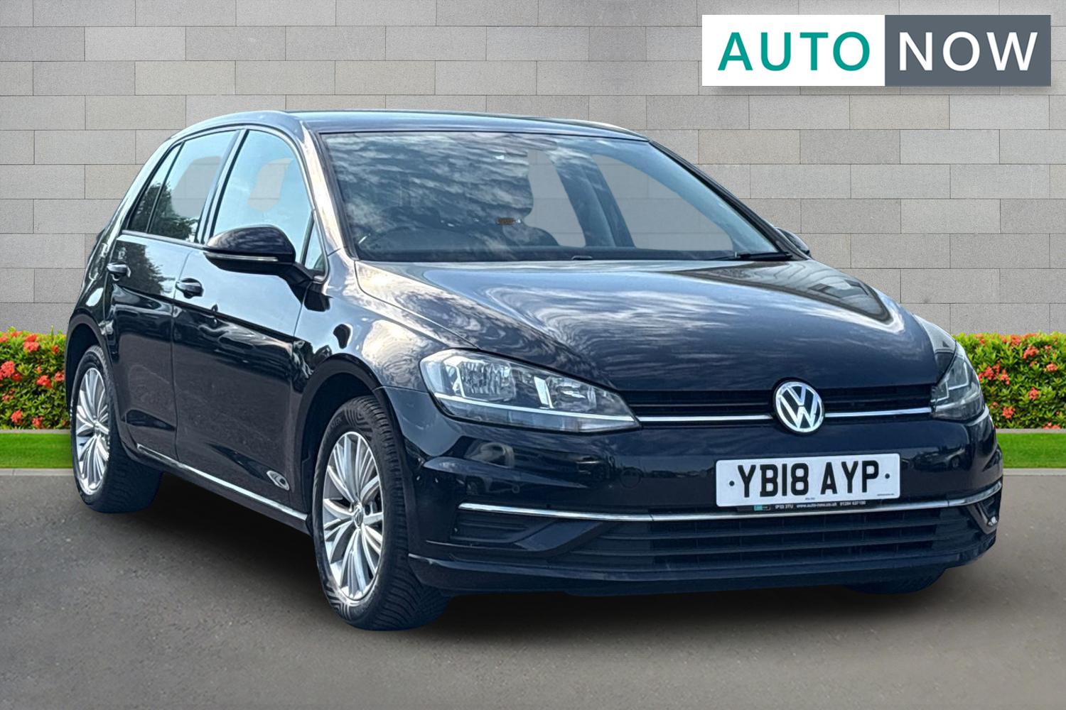 Main listing image - Volkswagen Golf