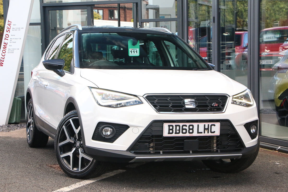 Main listing image - SEAT Arona
