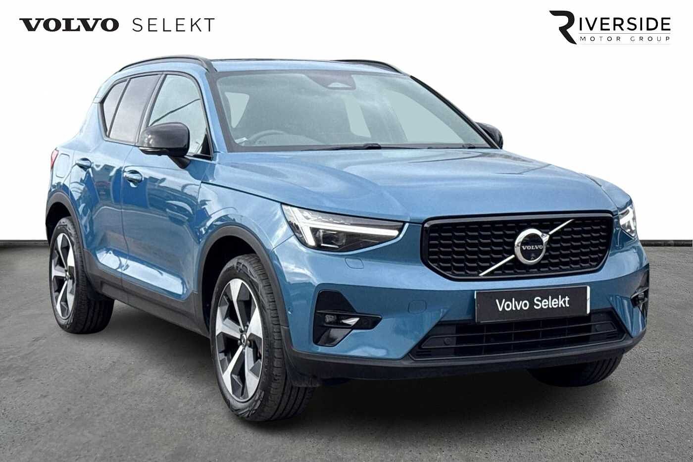 Main listing image - Volvo XC40