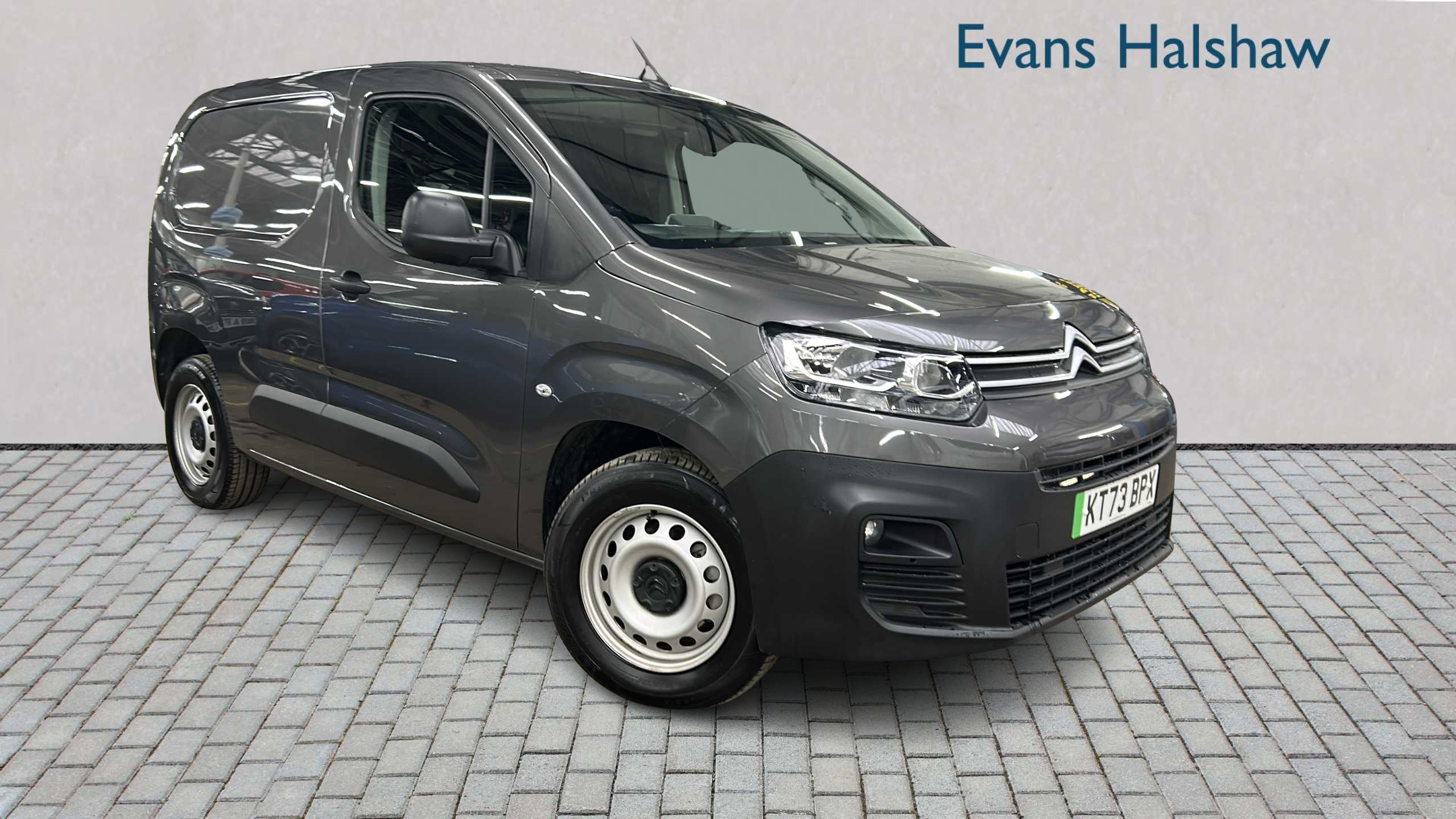 Main listing image - Citroen e-Berlingo