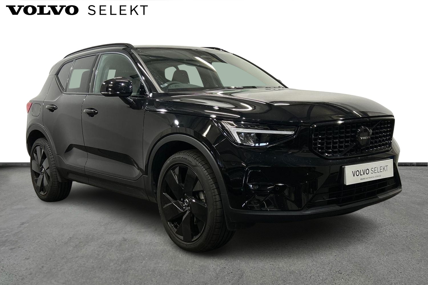 Main listing image - Volvo XC40