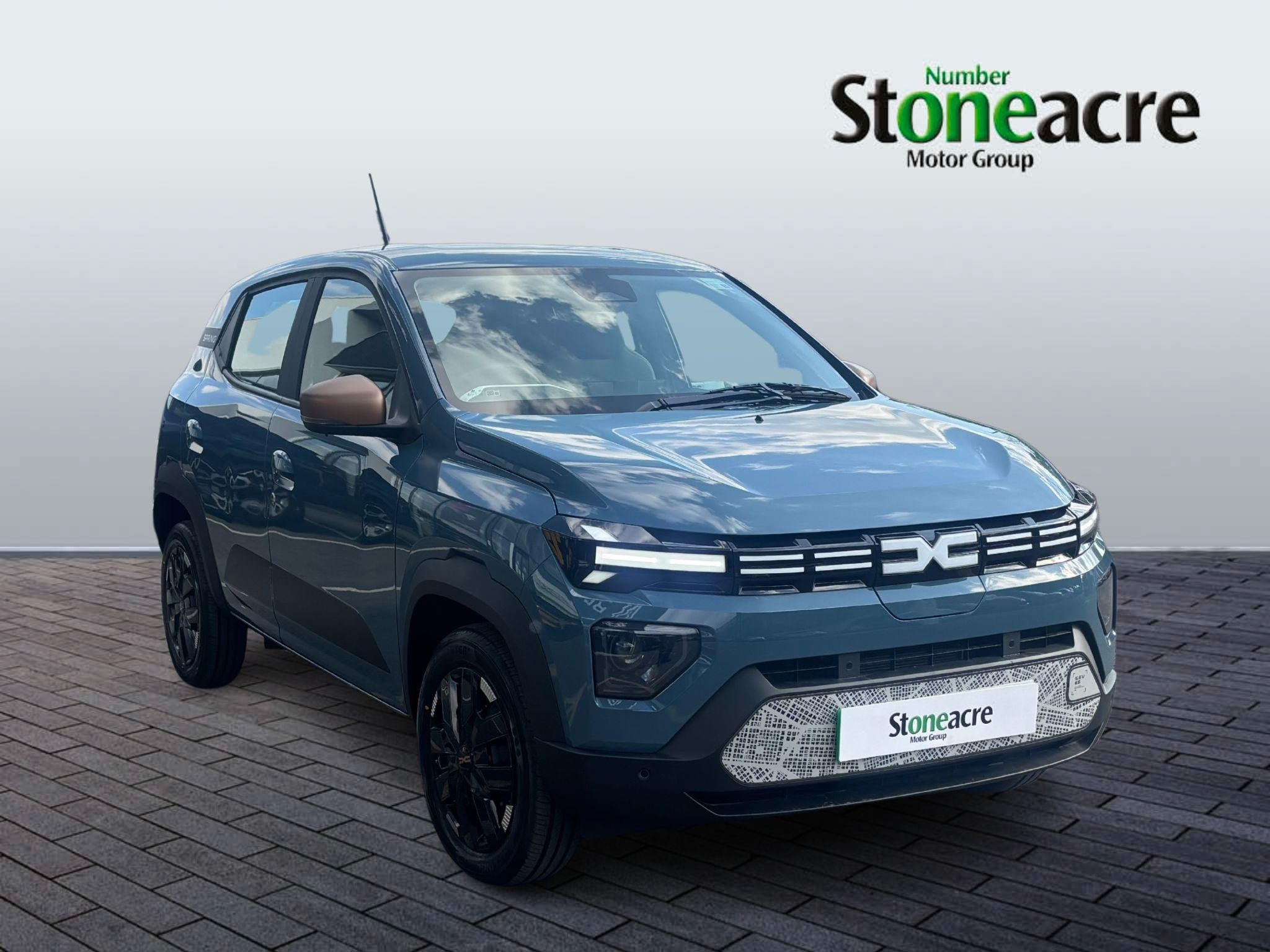 Main listing image - Dacia Spring