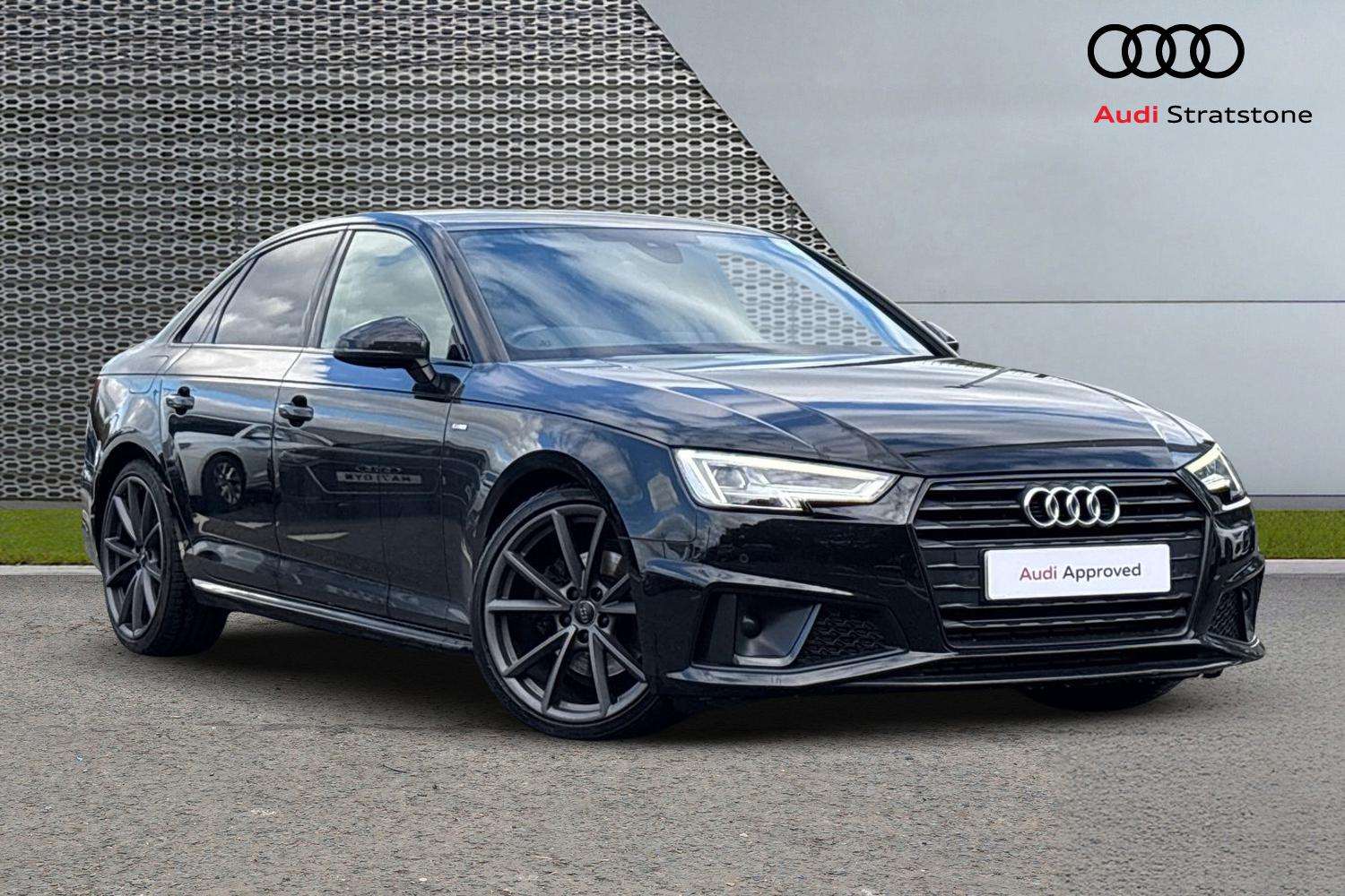 Main listing image - Audi A4