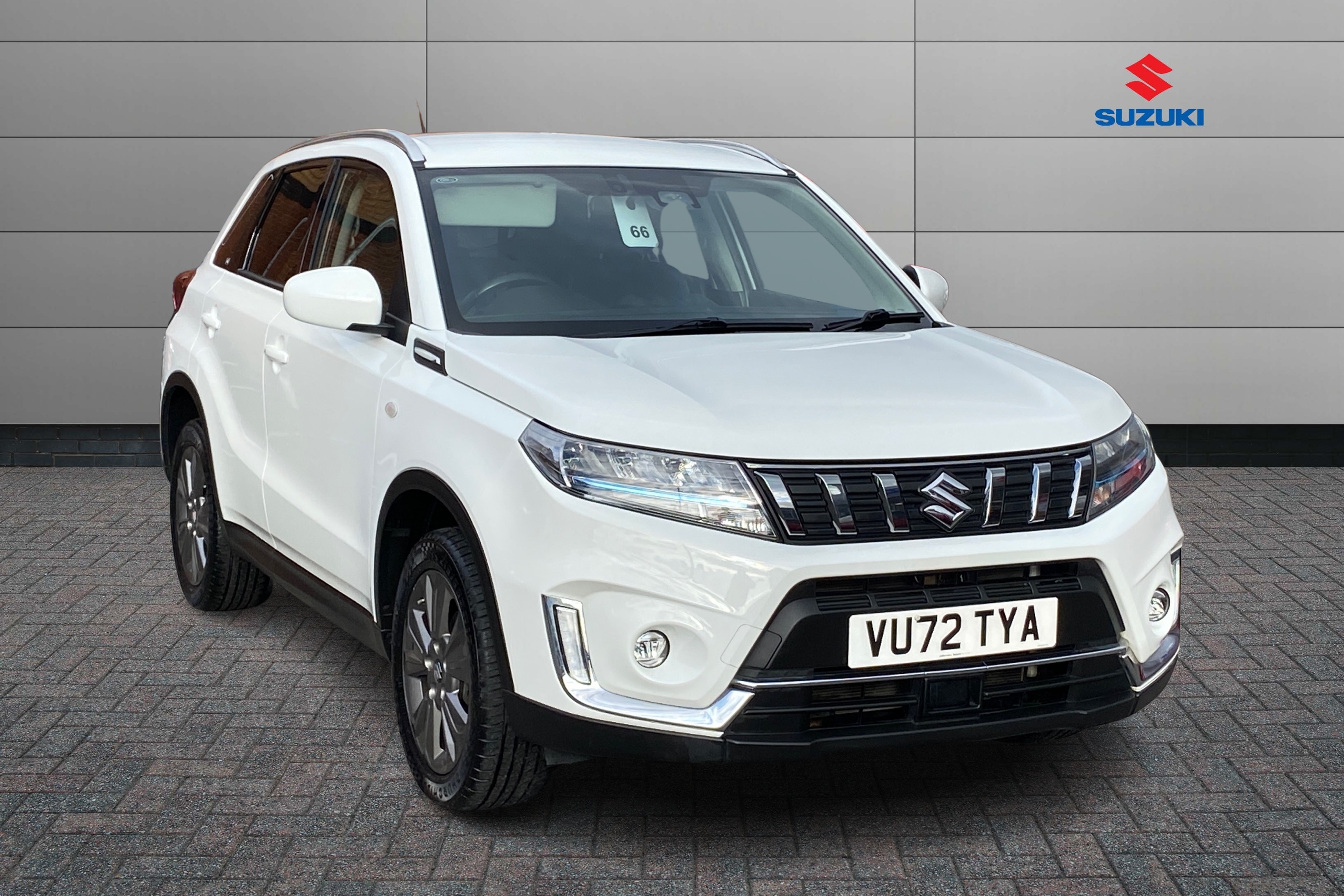 Main listing image - Suzuki Vitara