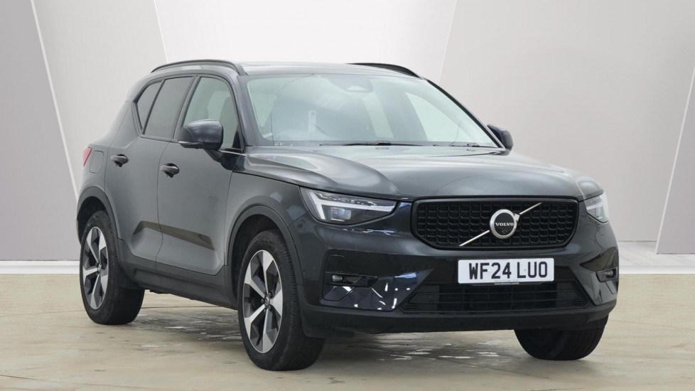 Main listing image - Volvo XC40