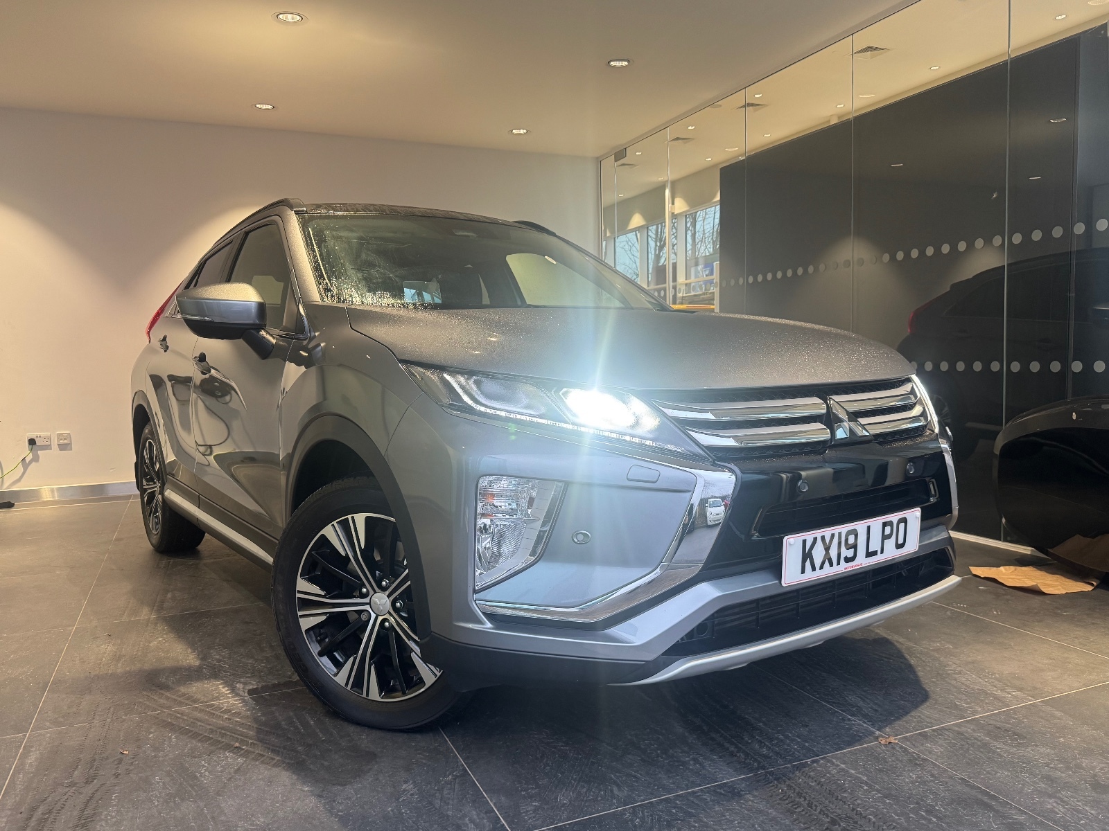 Main listing image - Mitsubishi Eclipse Cross