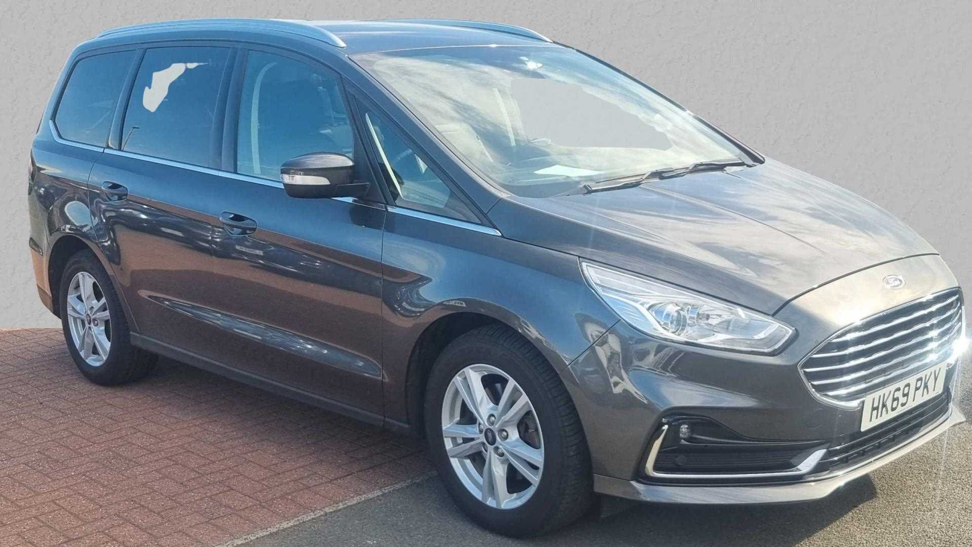 Main listing image - Ford Galaxy