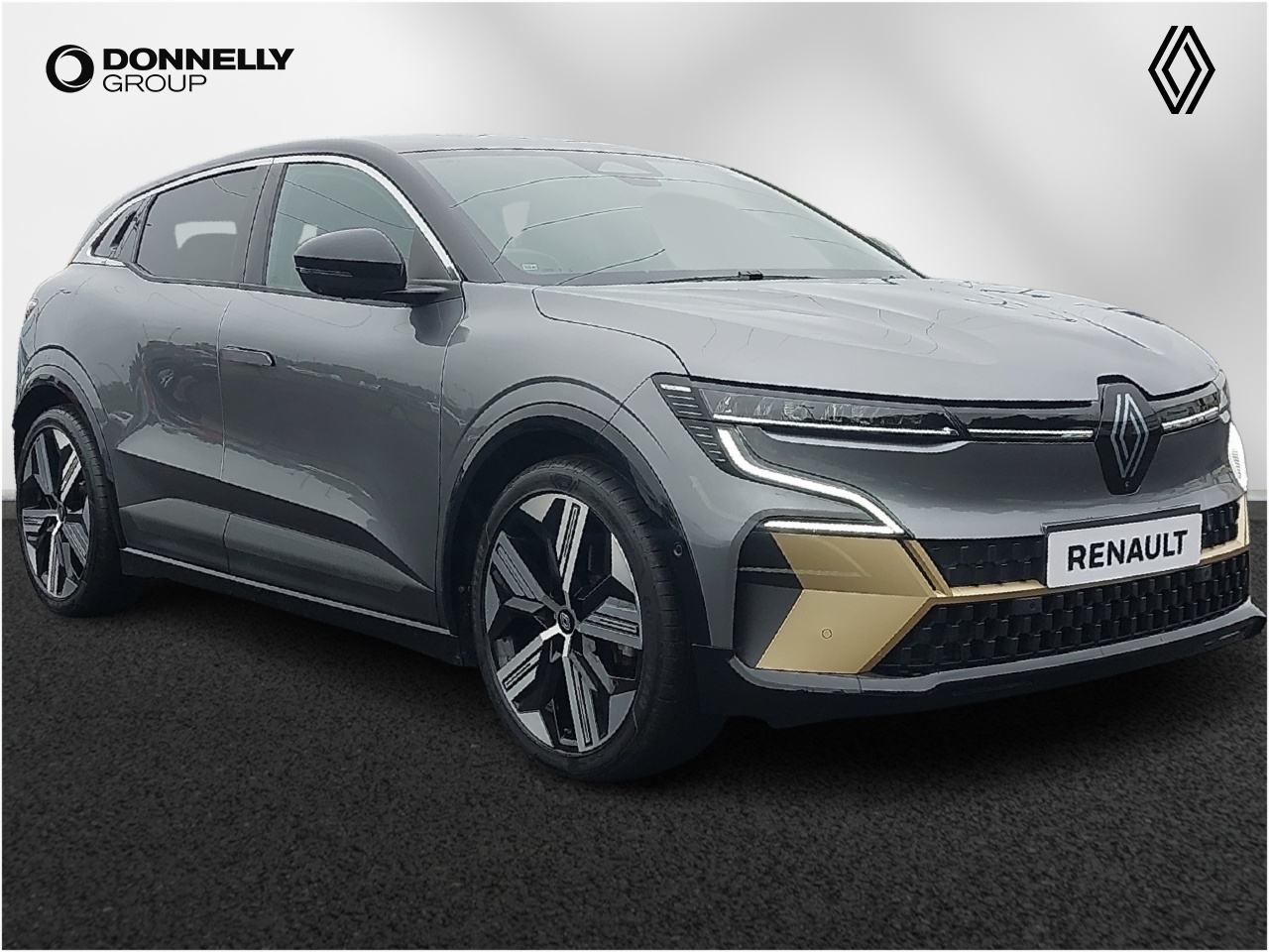 Main listing image - Renault Megane E Tech