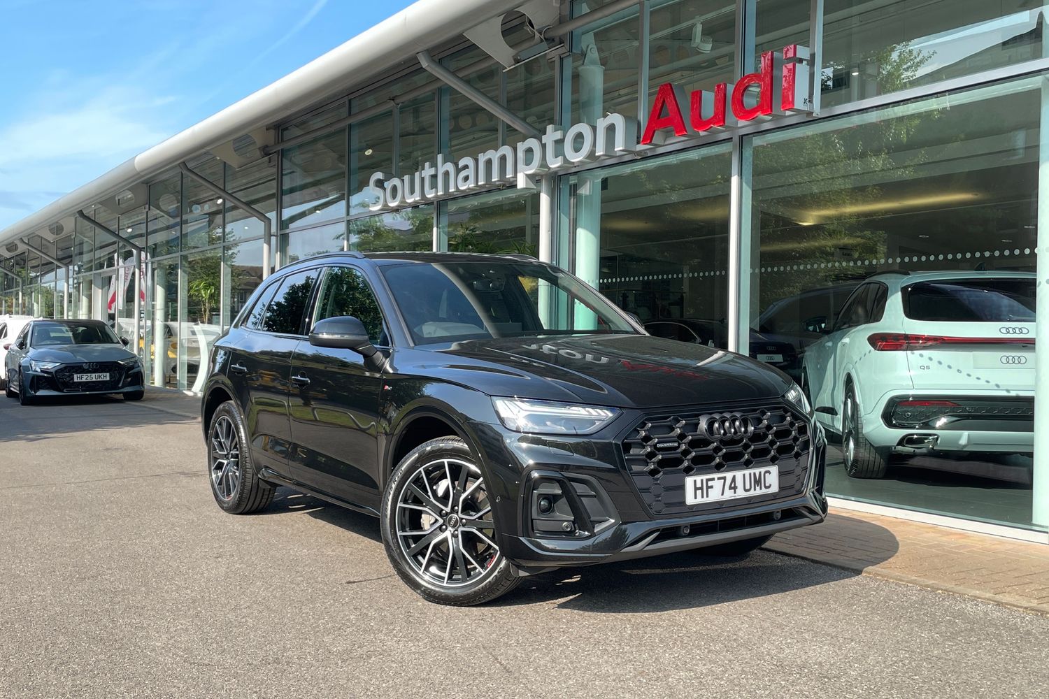Main listing image - Audi Q5