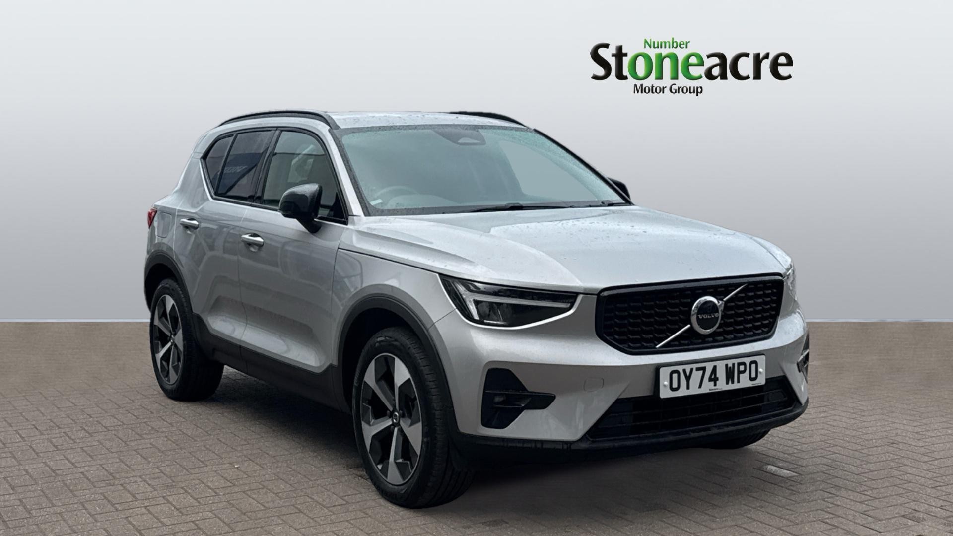 Main listing image - Volvo XC40