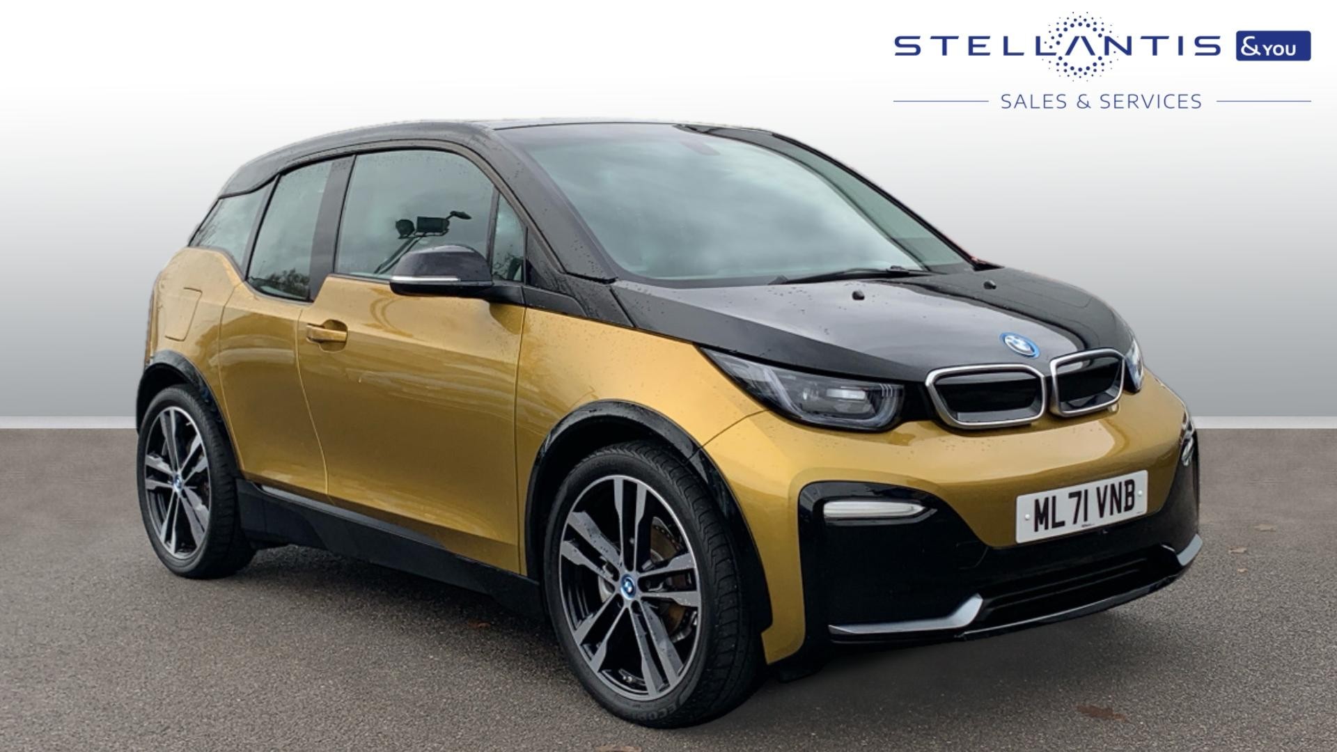 Main listing image - BMW i3