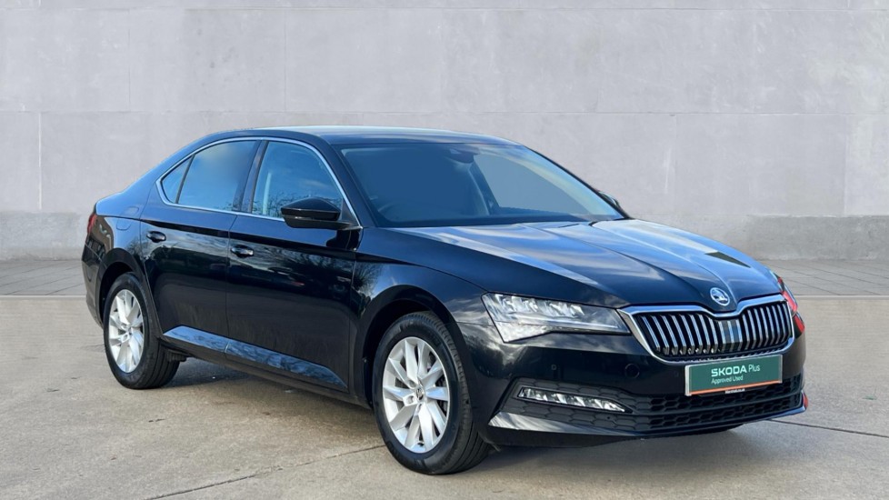 Main listing image - Skoda Superb