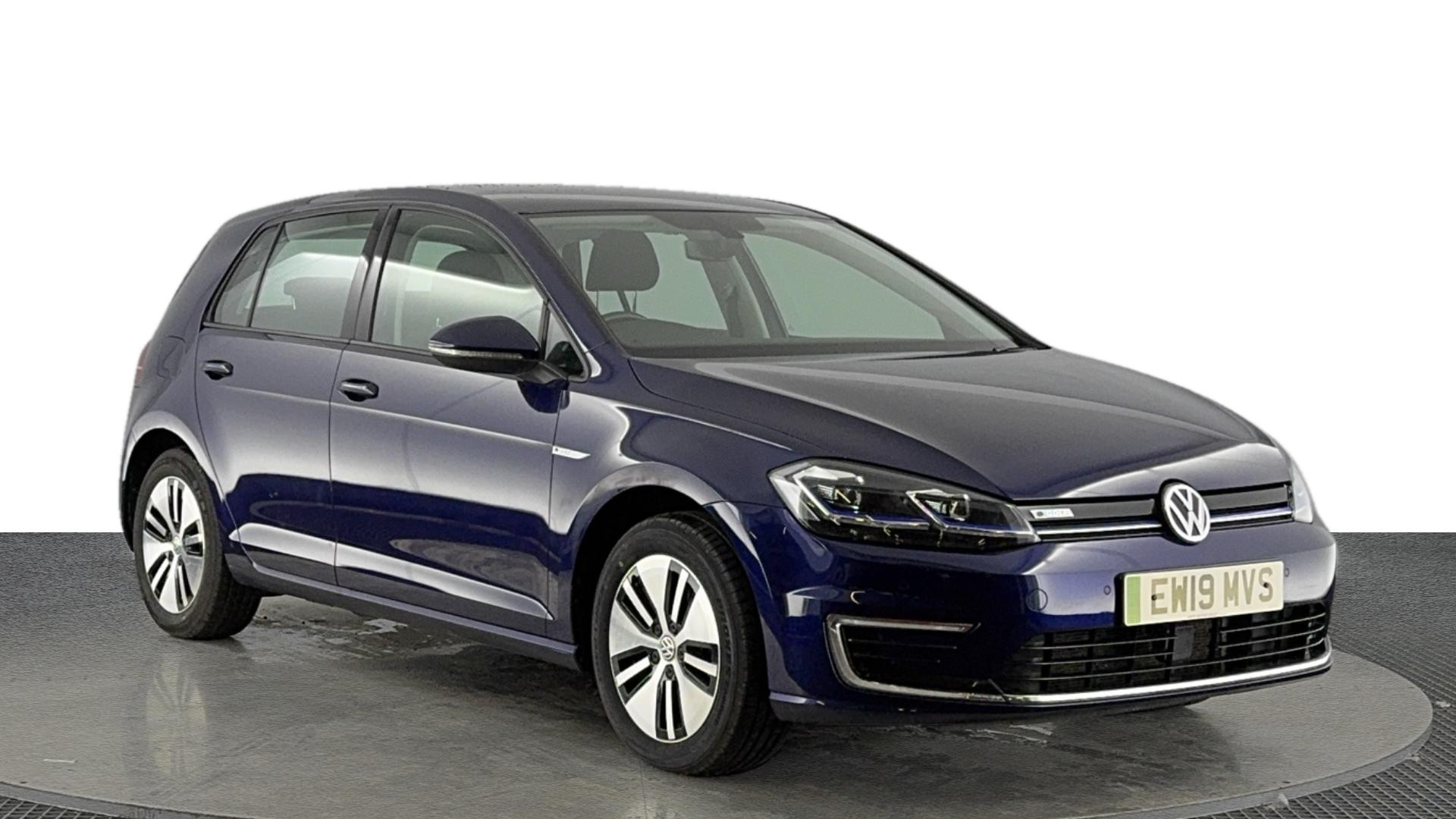 Main listing image - Volkswagen e-Golf