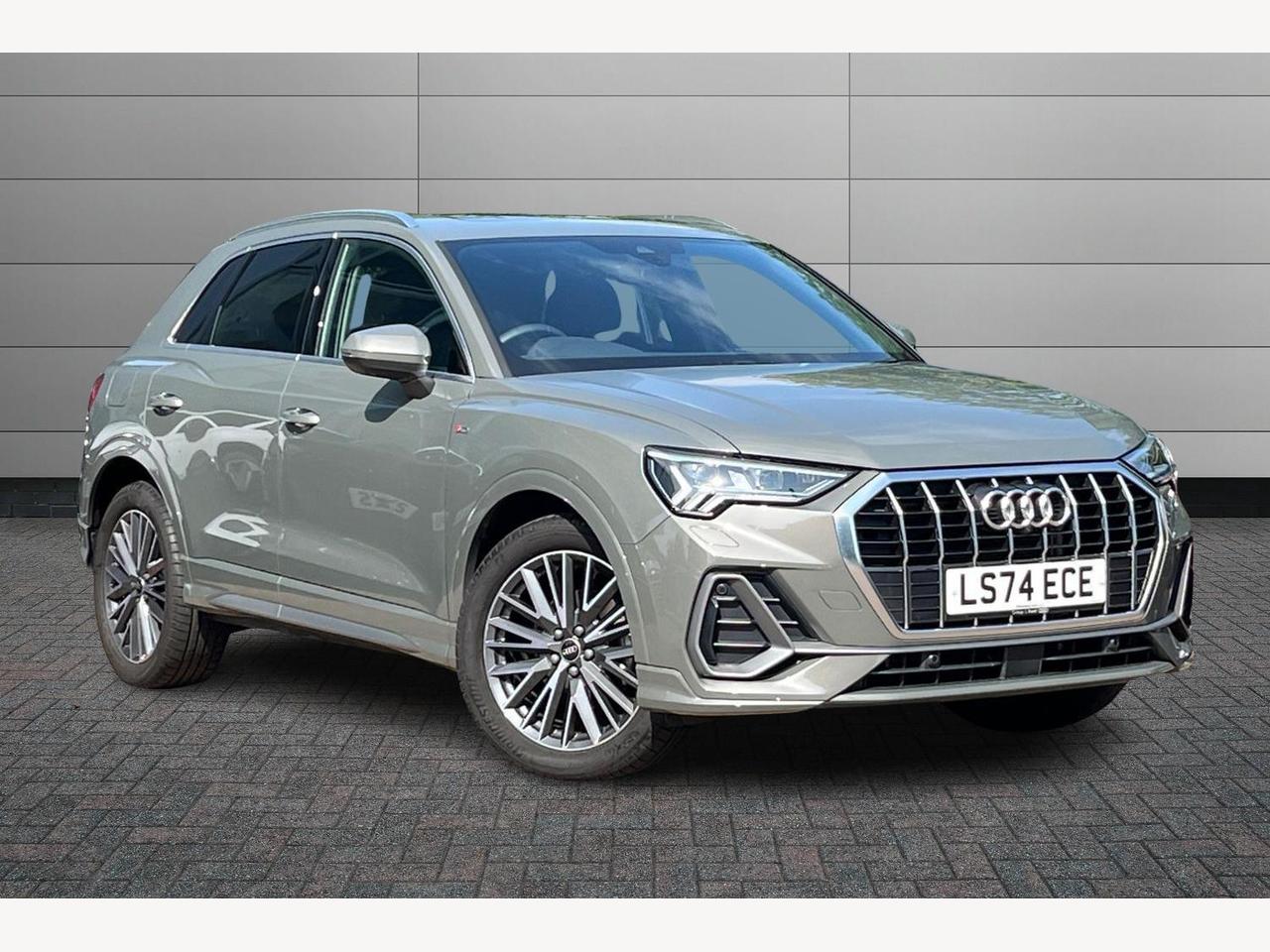 Main listing image - Audi Q3