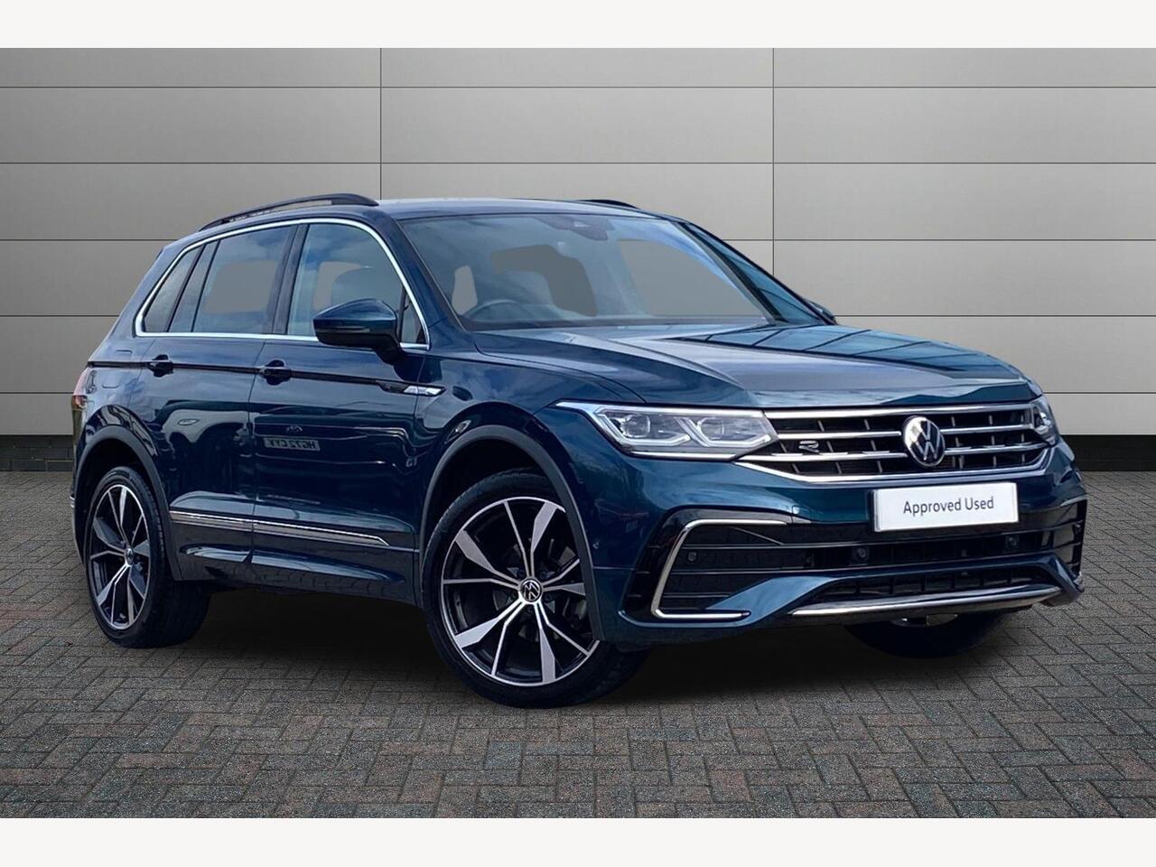 Main listing image - Volkswagen Tiguan