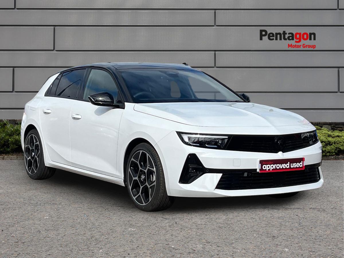 Main listing image - Vauxhall Astra
