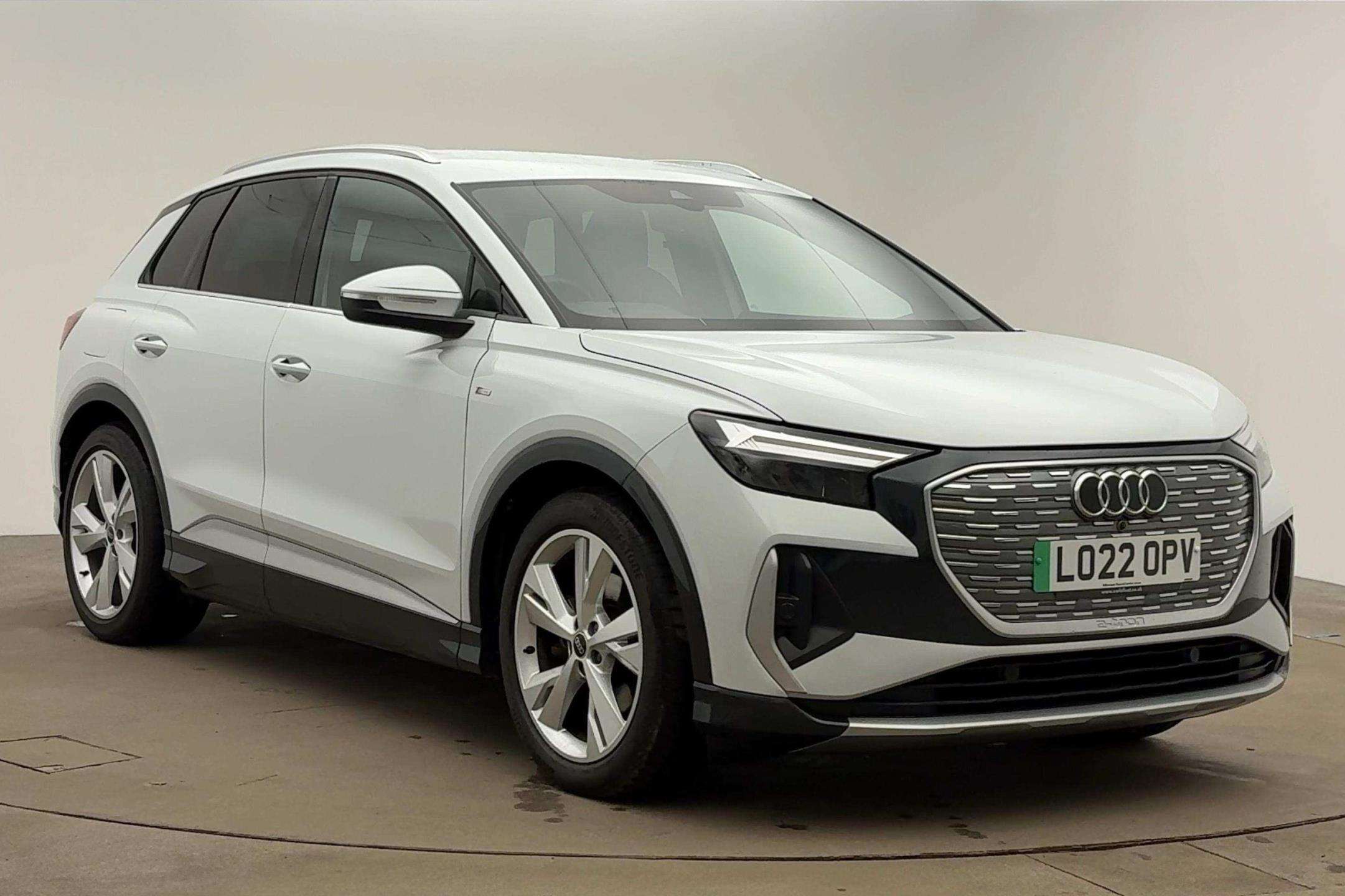 Main listing image - Audi Q4
