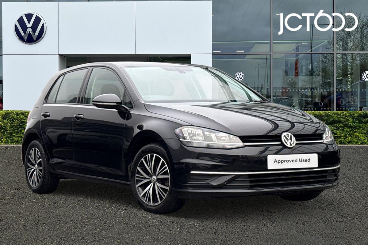 Main listing image - Volkswagen Golf