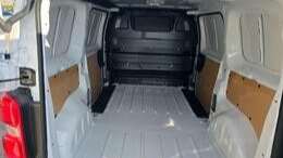 Main listing image - Vauxhall Vivaro