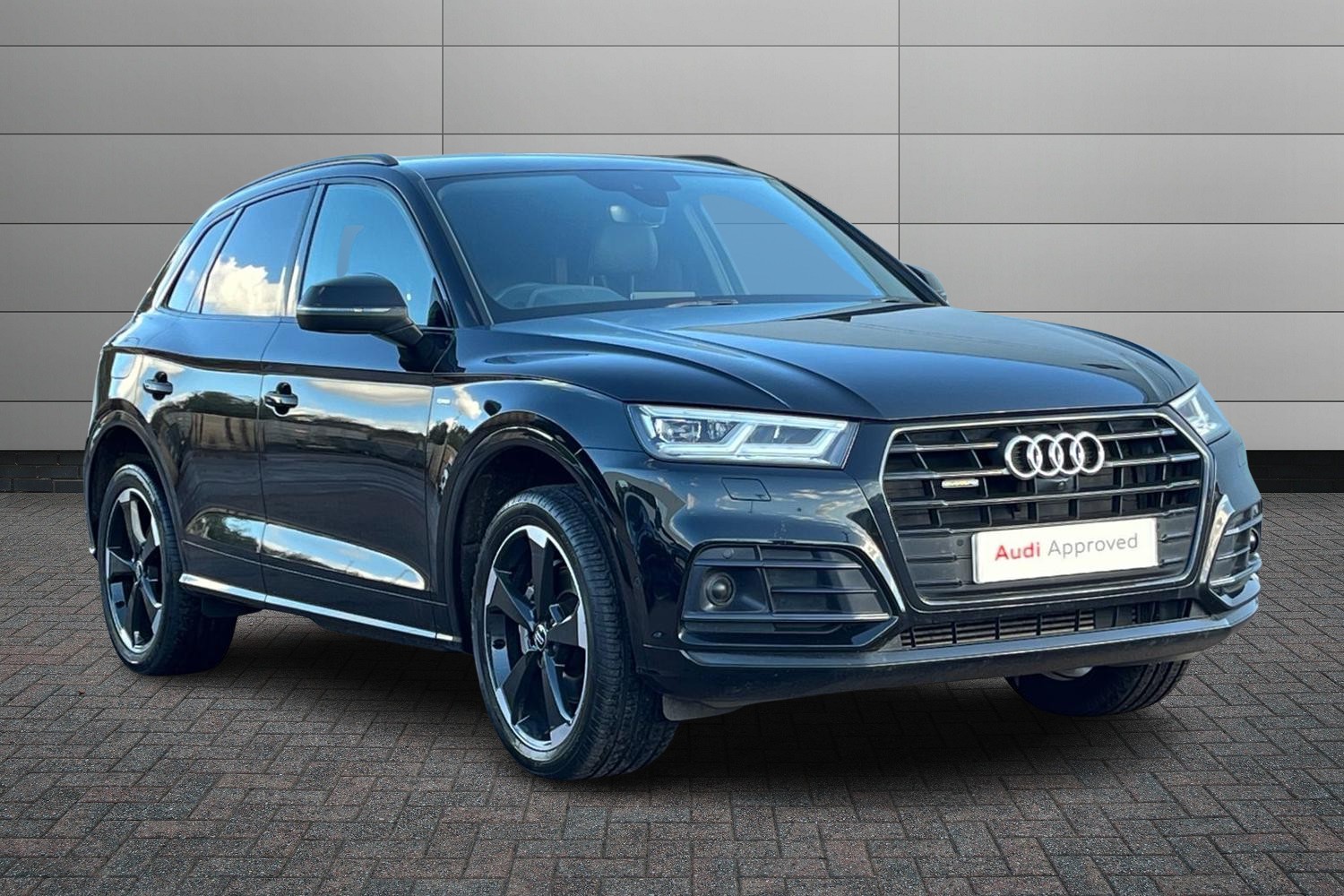 Main listing image - Audi Q5