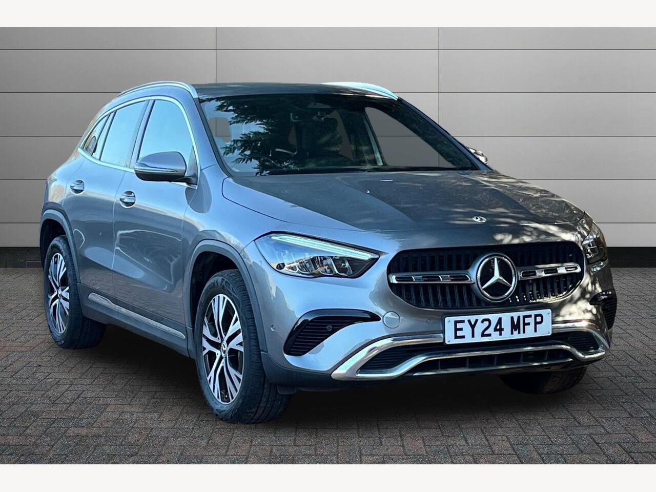 Main listing image - Mercedes-Benz GLA