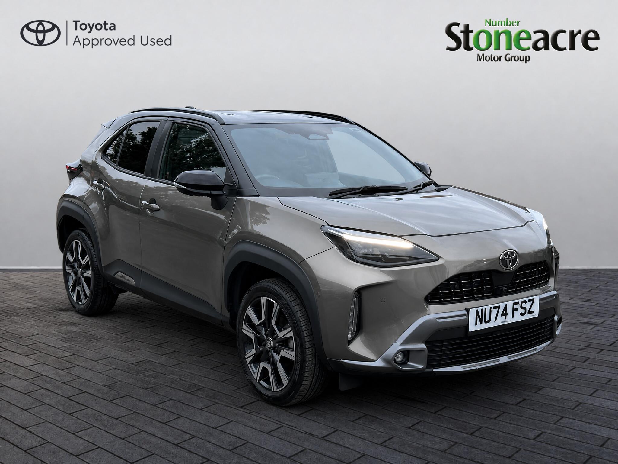 Main listing image - Toyota Yaris Cross